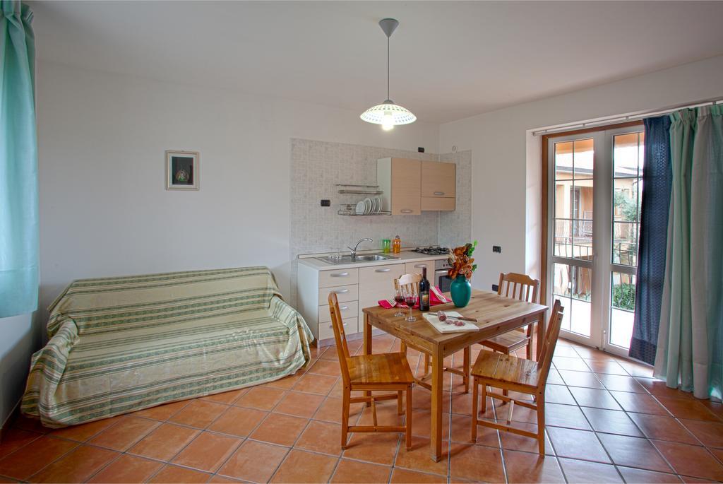 Residence Villa Andrea 마리나디카메로타 객실 사진